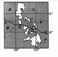 下图为2013年台风“海燕”中心途经菲律宾及附近海域路径示意图，读图回答。测算台风“海燕”给菲律宾造成的受灾面积，应利用的地理信息技术手段是（  ）。